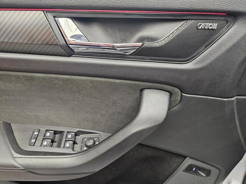 Car Thumb