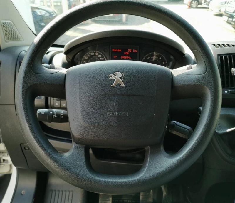 Car Thumb