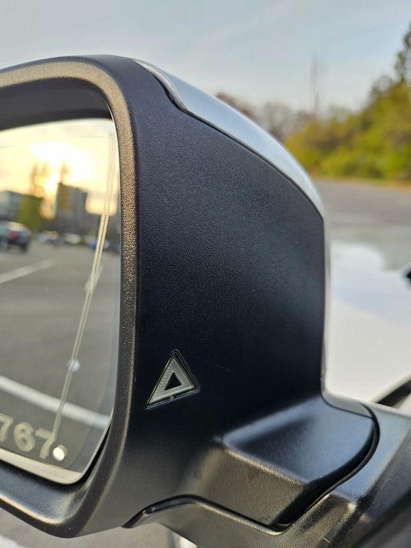 Car Thumb