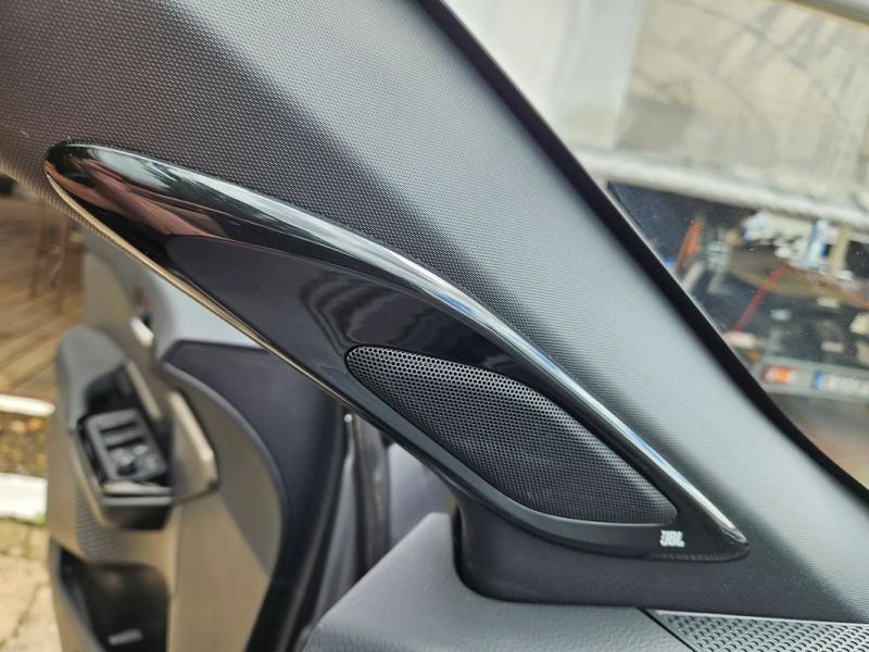 Car Thumb
