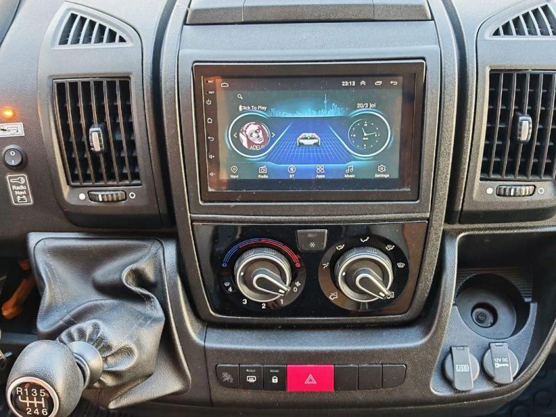 Car Thumb